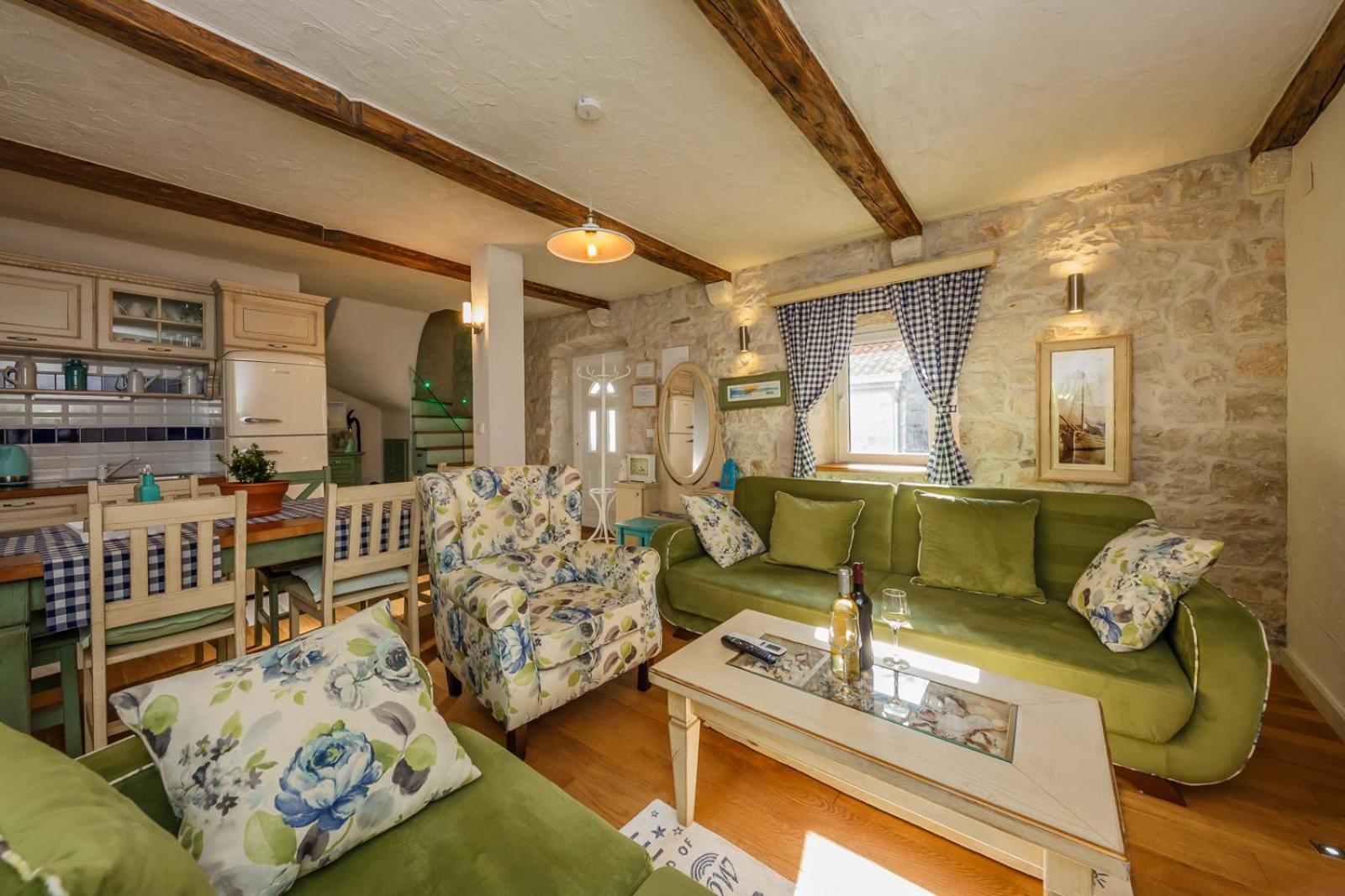 Apartment Rustik Kaštela エクステリア 写真